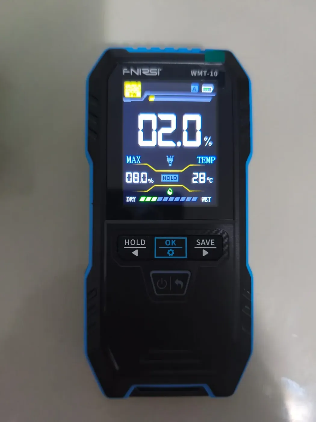 Medidor de umidade digital com leitura em porcentagem e temperatura